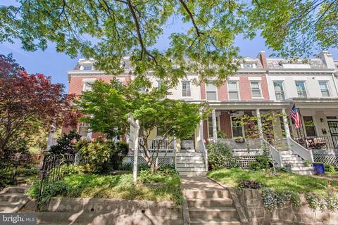 214 Tennessee Ave NE, Washington, DC 20002
