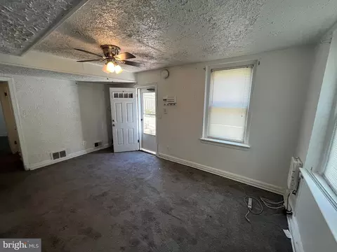 2902 S St SE, Washington, DC 20020