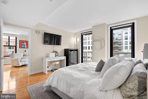 616 E Street NW #818, Washington, DC 20004 photo 16