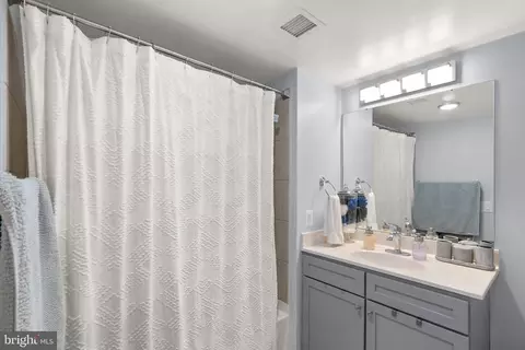 616 E Street NW #818, Washington, DC 20004 photo 22