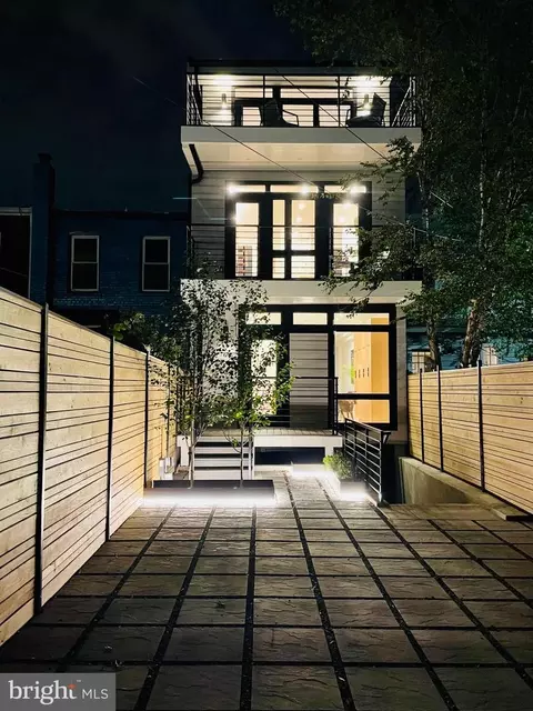 1312 D St SE, Washington, DC 20003 photo 49