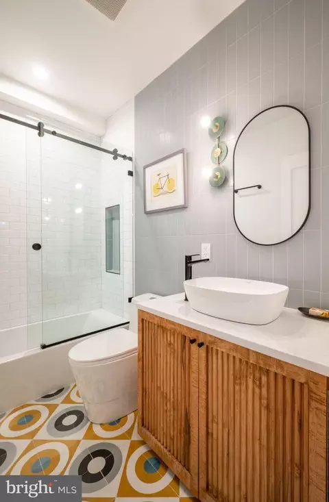 1312 D St SE, Washington, DC 20003 photo 21
