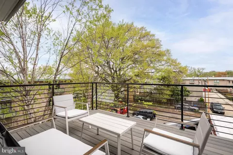 1312 D St SE, Washington, DC 20003 photo 31