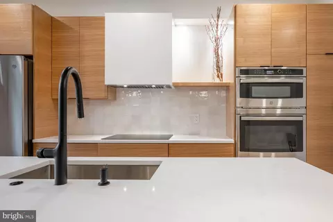 1312 D St SE, Washington, DC 20003 photo 12