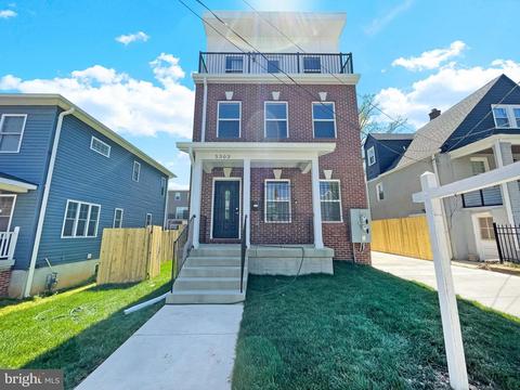 5303 B St SE, Washington, DC 20019