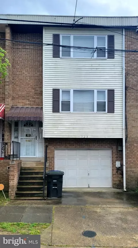 723 Bonini Rd SE, Washington, DC 20032