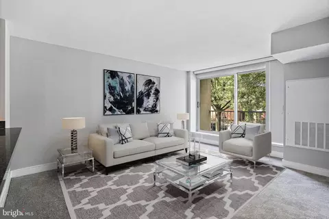 800 4th Street Southwest #S 124, Washington, DC 20024