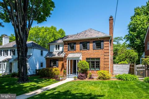 3933 Garrison St NW, Washington, DC 20016