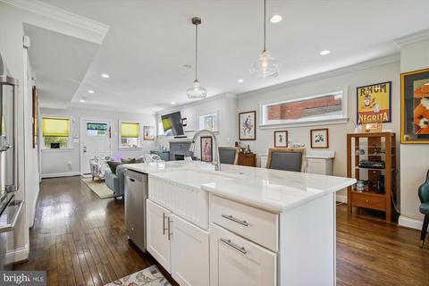 5910 4th St NW, Washington, DC 20011