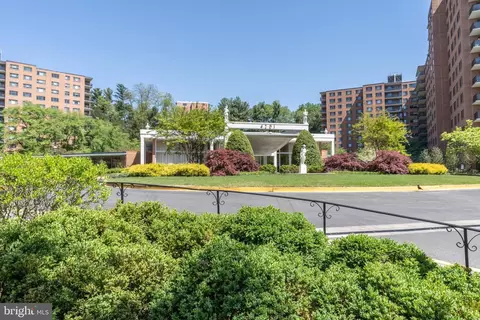 4201 Cathedral Ave NW #914E, Washington, DC 20016