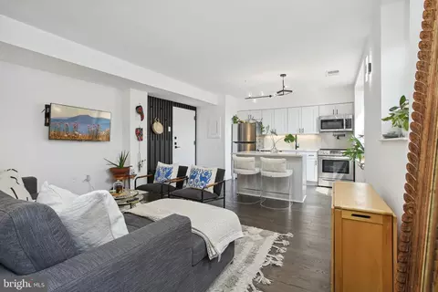 55 M St NW #304, Washington, DC 20001