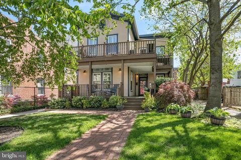 216 Elm St NW, Washington, DC 20001
