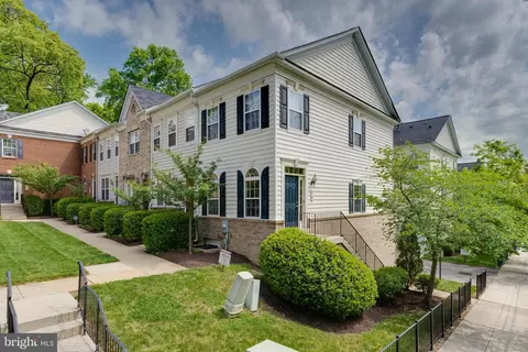 59 Danbury St SW, Washington, DC 20032
