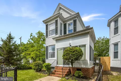 3225 5th St SE, Washington, DC 20032