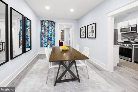 927 11th St NE, Washington, DC 20002
