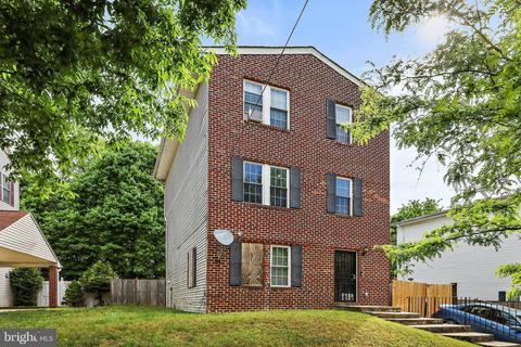 3210 Buena Vista Ter SE, Washington, DC 20020