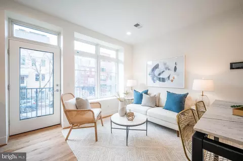 1775 Swann St NW #301, Washington, DC 20009