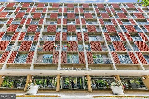 800 4th St SW #S821, Washington, DC 20024