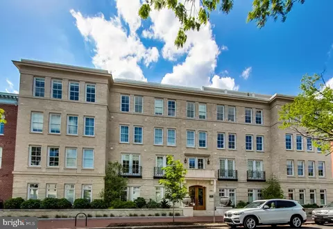300 8th St NE #303, Washington, DC 20002