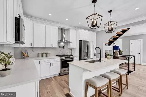 4926 Sheriff Rd NE, Washington, DC 20019