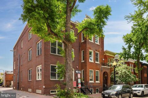 1402 Swann St NW #7, Washington, DC 20009