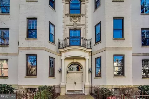 3014 Dent Pl NW #22E, Washington, DC 20007