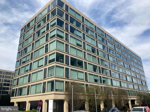 1101 3rd St SW #409, Washington, DC 20024
