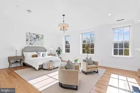 2121 S St NW, Washington, DC 20008 photo 11