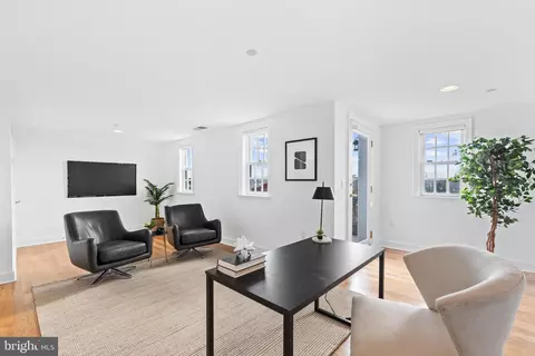 2121 S St NW, Washington, DC 20008 photo 24