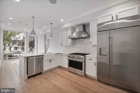 1320 Belmont St NW #101, Washington, DC 20009