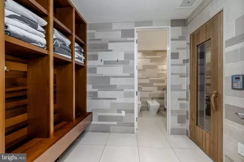1930 Foxview Cir NW, Washington, DC 20007 photo 33