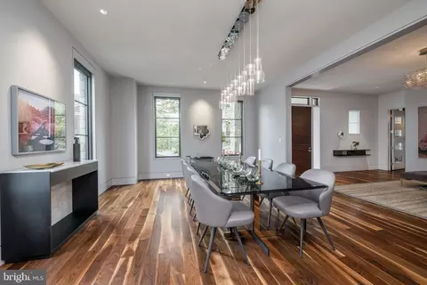1930 Foxview Cir NW, Washington, DC 20007 photo 5