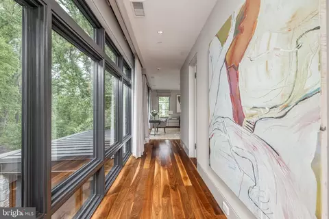 1930 Foxview Cir NW, Washington, DC 20007 photo 13