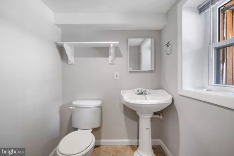 2409 3rd St NE, Washington, DC 20002 photo 24