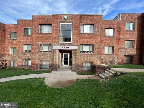 4210 Benning Rd NE #5, Washington, DC 20019