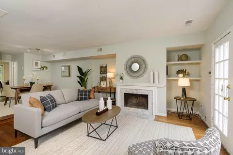 227 6th St NE, Washington, DC 20002 photo 2
