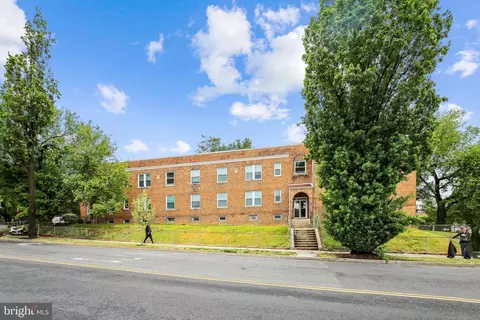 3701 13th St NW #102, Washington, DC 20010