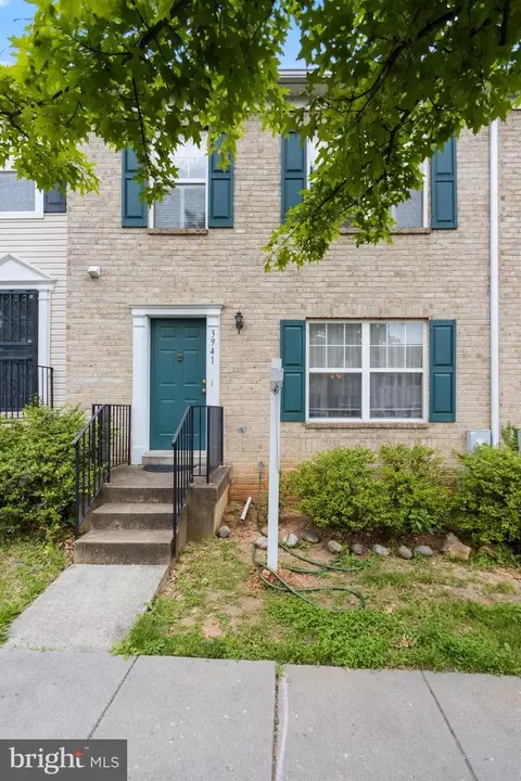 3941 Burns Pl SE, Washington, DC 20019
