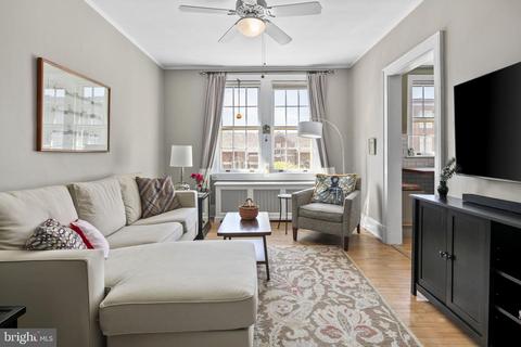 516 A St NE #302, Washington, DC 20002