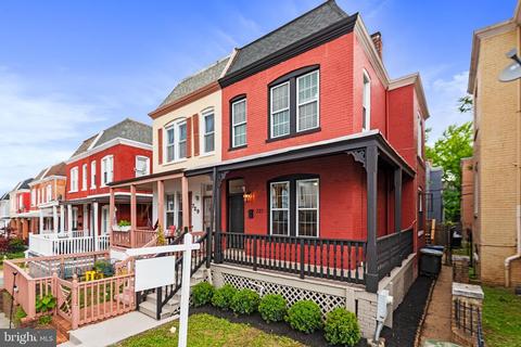 727 Gresham Pl NW, Washington, DC 20001