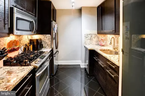 922 24th St NW #205A, Washington, DC 20037