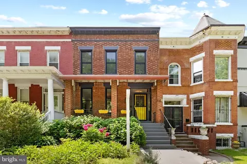 27 V St NE, Washington, DC 20002