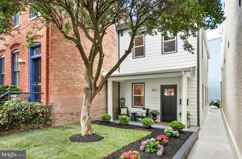 652 C St NE, Washington, DC 20002