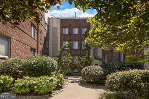 5403 9th St NW #104, Washington, DC 20011