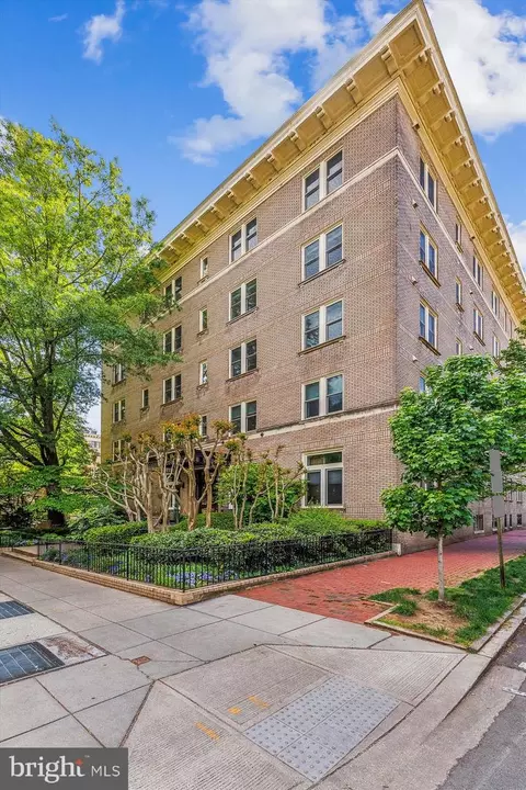 1916 17th St NW #301, Washington, DC 20009