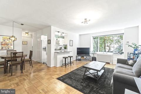 4100 W Street St NW #208, Washington, DC 20007