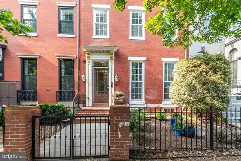 1111 M St NW #5, Washington, DC 20005