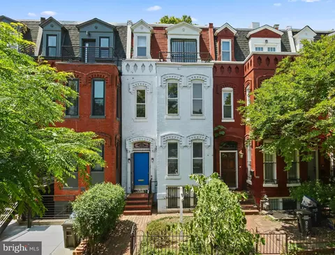 818 5th St NE, Washington, DC 20002