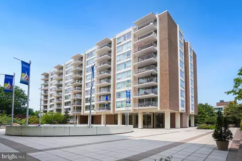 1425 4th St SW #A513, Washington, DC 20024