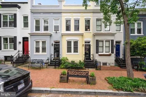 137 Duddington Pl SE, Washington, DC 20003